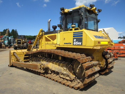 Máy ủi Komatsu D65PX-17 #2626